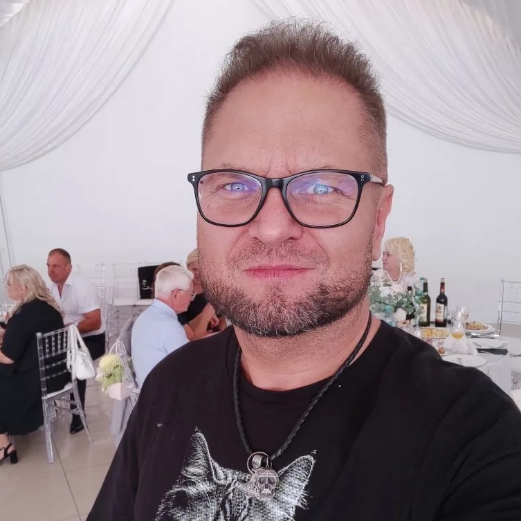 Игорь Никитин